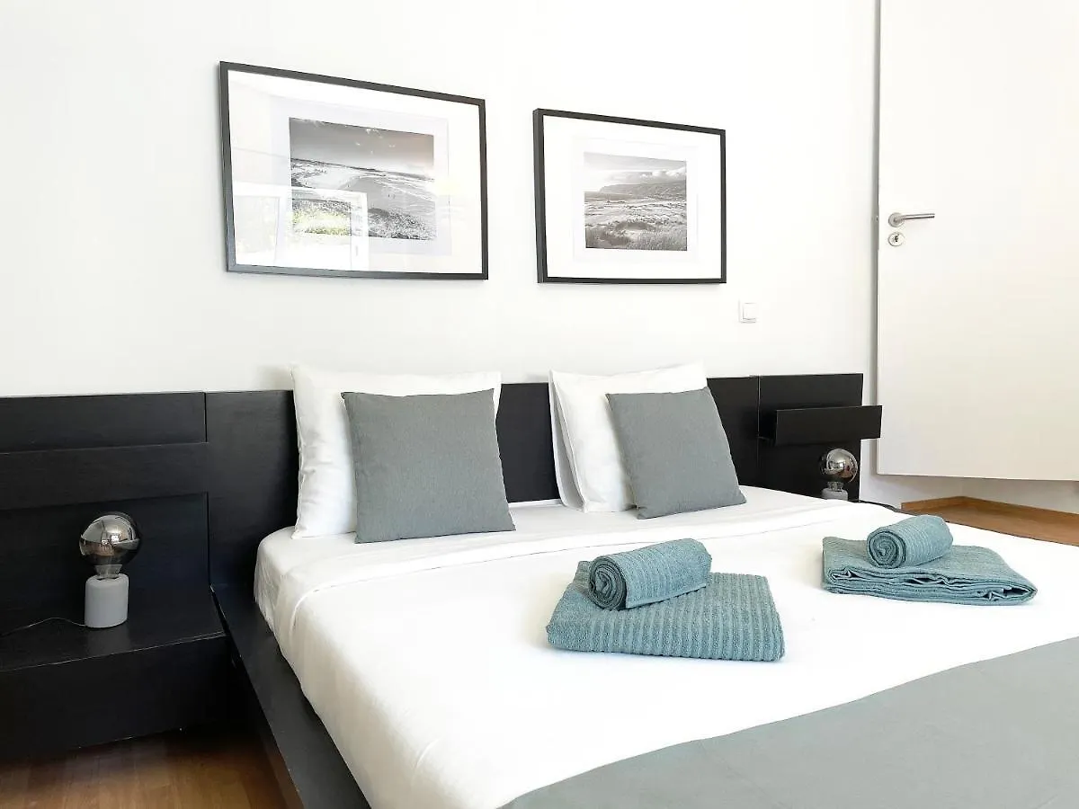 Villas Pedroso: Nature, Mountains And The Ocean Cascais 0*,  Portugal